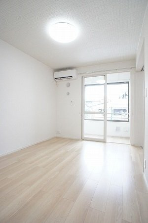 ラ・ルーチェⅡの居間・リビング