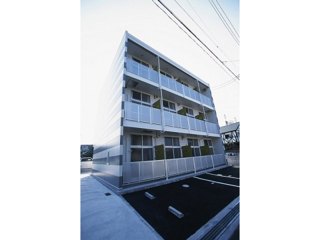 レオパレスフローラルの外観