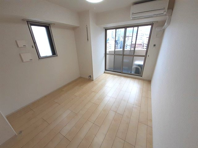 アシストみなと元町の居間・リビング