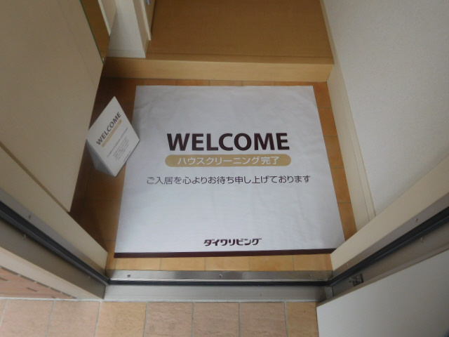 アインスコートの玄関