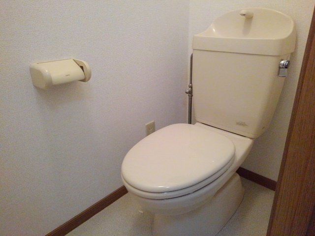 メゾンプリモデイーネⅠのトイレ