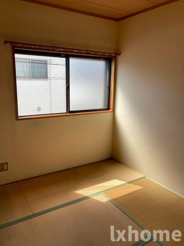 摂津戸建⑧の和室|和室、ちょっとしたくつろぎスペースにいかがでしょうか