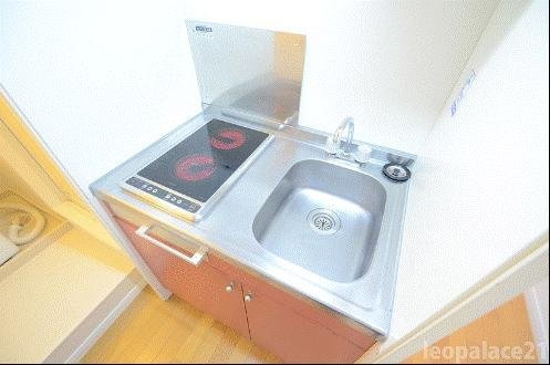 レオパレスルミエールのキッチン|備品や設備仕様は号室等により異なります現地をご確認下さい。