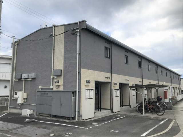 レオパレスサンモールⅡの外観