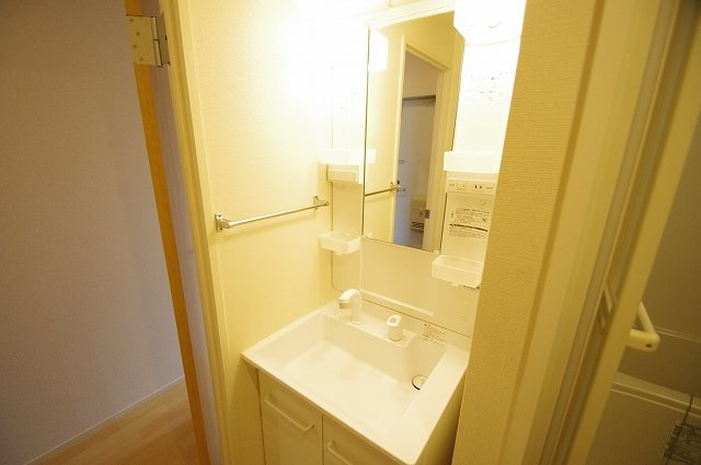 クレイノグランメゾン　アオイの内装