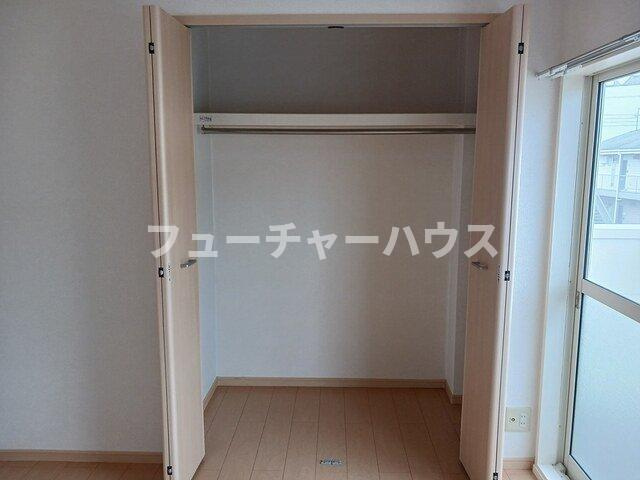 プラドール岡崎の収納