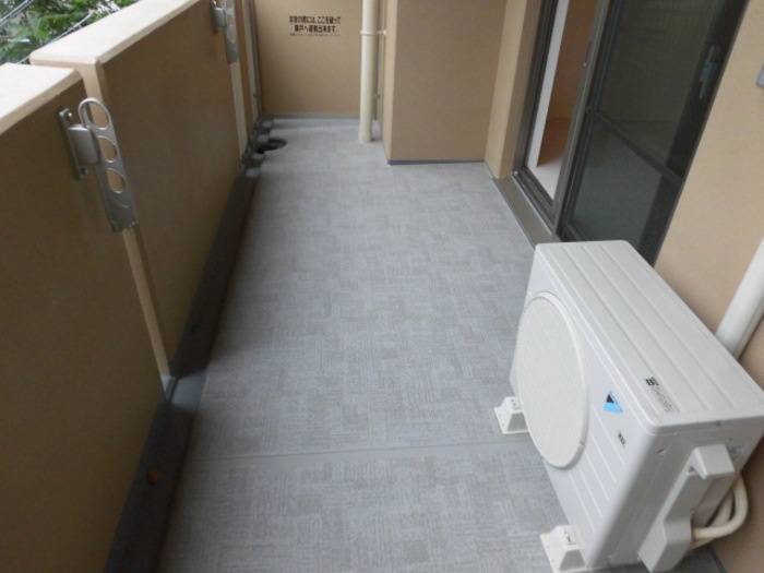 新神戸Vitaのバルコニー