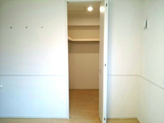 アドニスＡの収納