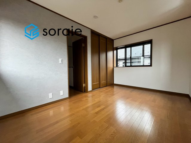 川越市岸町1丁目　中古戸建の洋室|9/7　撮影