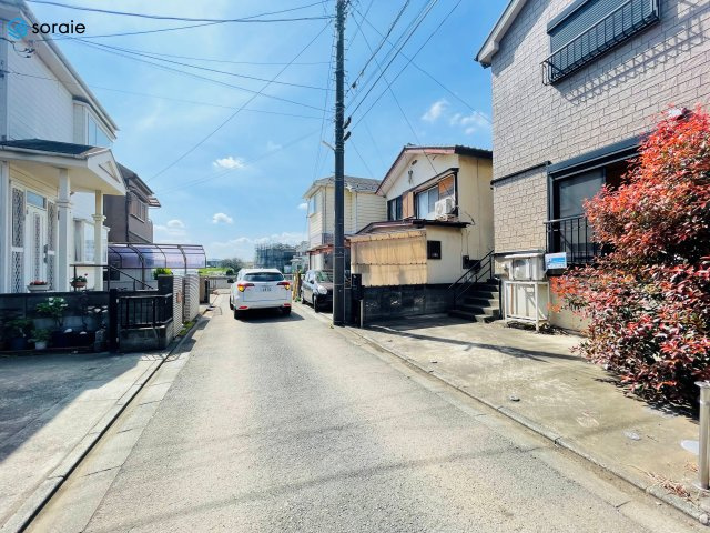 川越市岸町1丁目　中古戸建の前面道路含む現地写真|4/6撮影