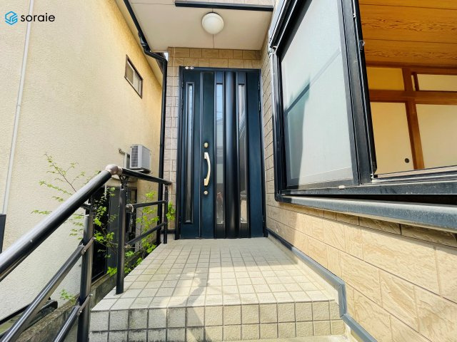 川越市岸町1丁目　中古戸建の玄関|4/6撮影