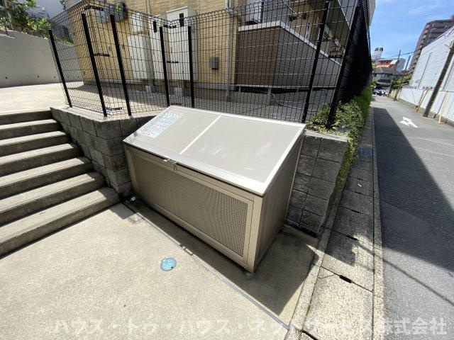 アドラブールのその他
