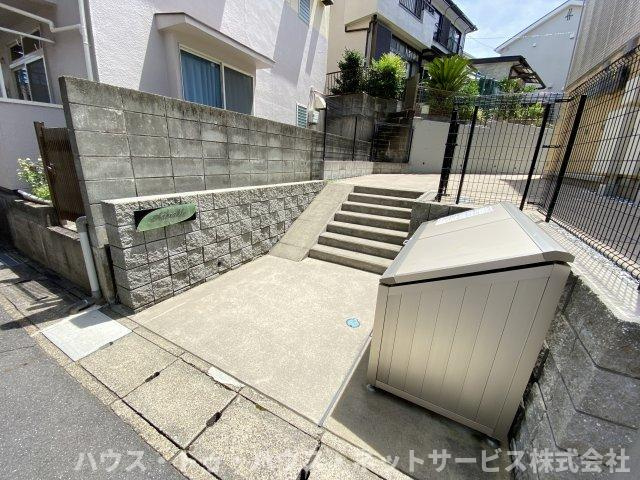 アドラブールのその他