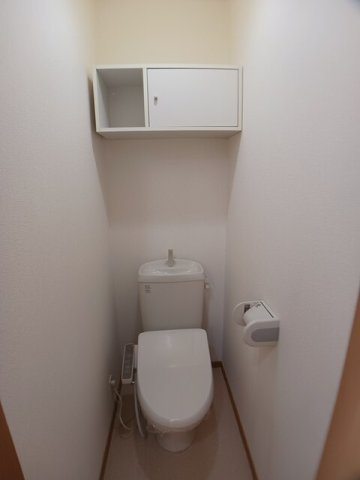 セレーノ・カーサのトイレ|清潔感のあるトイレです
