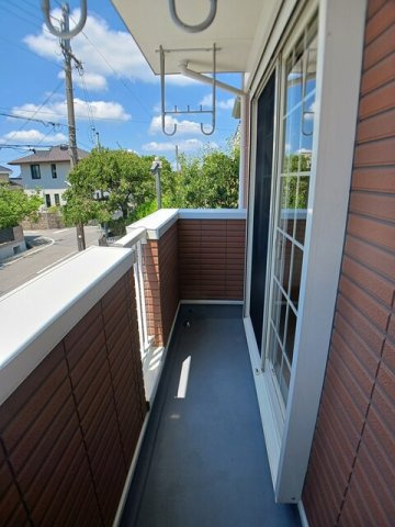 セレーノ・カーサのバルコニー|バルコニーからの眺めを楽しみながら食事をしませんか