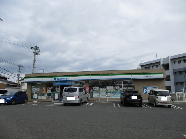 湯川三丁目2番32号（B-18）の周辺