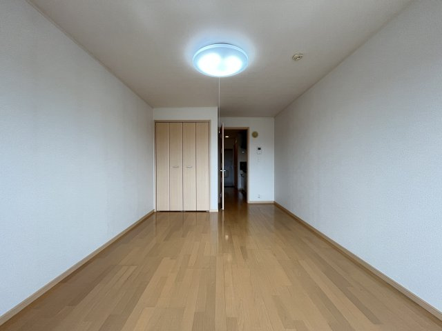 エレガントヴィエⅡの玄関