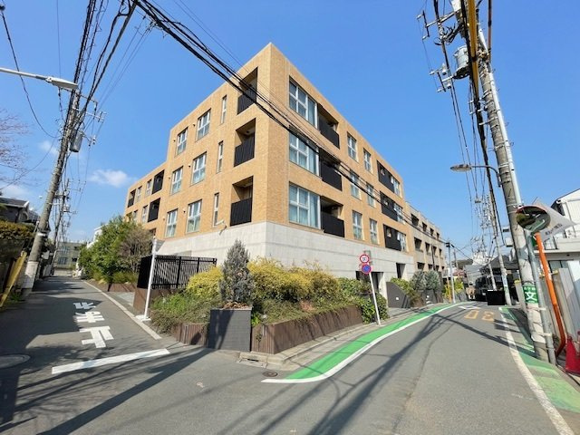 プラネスーペリア代々木参宮橋の外観