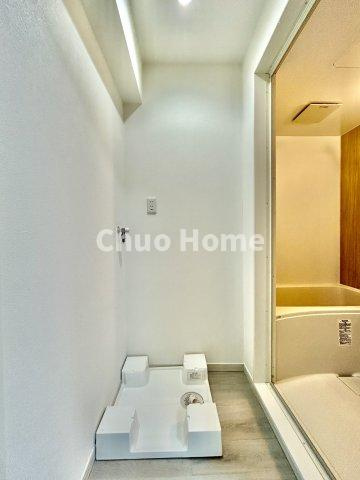 ジャルダン田端のランドリースペース|【ランドリースペース】担当者がスケールを持ち歩いておりますので、ご見学時には現在お使いの洗濯機などがきちんと収まるかなどもチェックして下さい。見学前に測っておくと非常に便利だと思います。