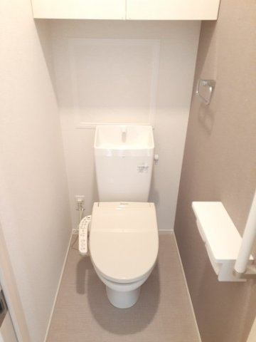 【トイレ】 | アルモニー　メゾン　財光寺 | 落ち着いたトイレです