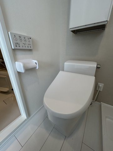 with下高井戸のトイレ