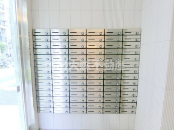 コンフォリア・リヴ西蒲田のその他共用部分