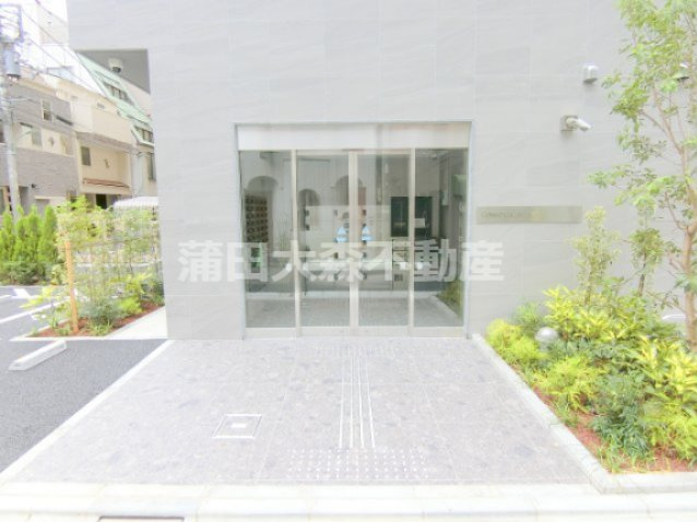 コンフォリア・リヴ西蒲田の外観