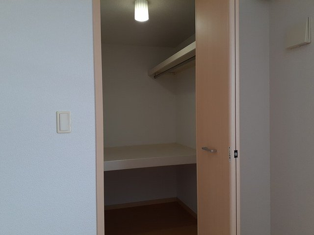 ベレッサ　Ｂの収納