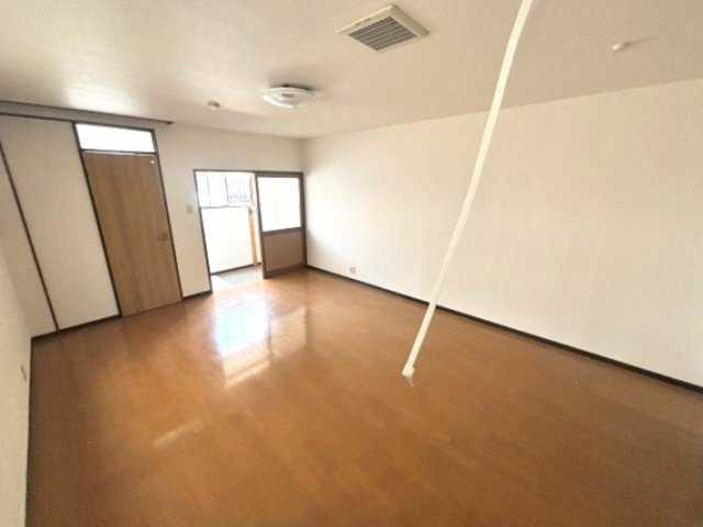 YSエスポワール　の居間・リビング