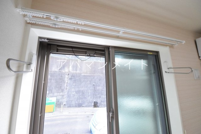 【その他】 | ヒルズ戸塚町 | 室内物干し機になります。