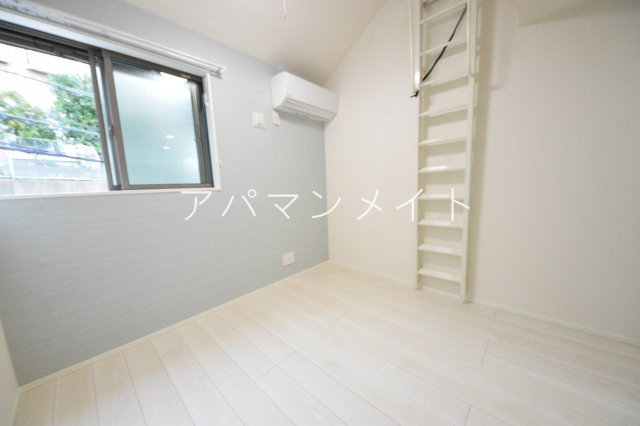【洋室】 | ヒルズ戸塚町 | 戸塚周辺ならアパマンメイトへＬｅｔｓ Ｇｏ ！