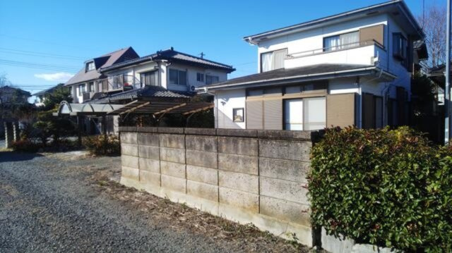 伊勢崎市 堤下町（伊勢崎駅） 住宅用地の前面道路含む現地写真