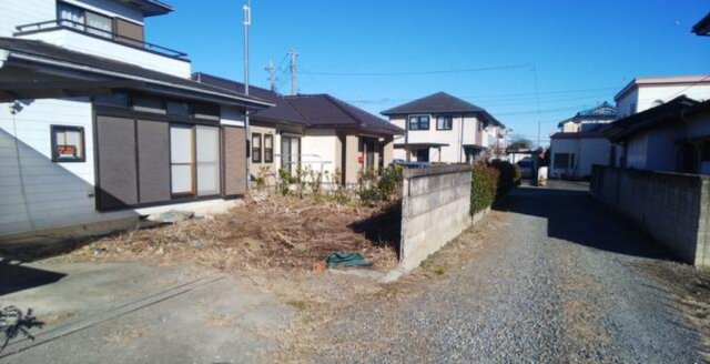 伊勢崎市 堤下町（伊勢崎駅） 住宅用地の前面道路含む現地写真