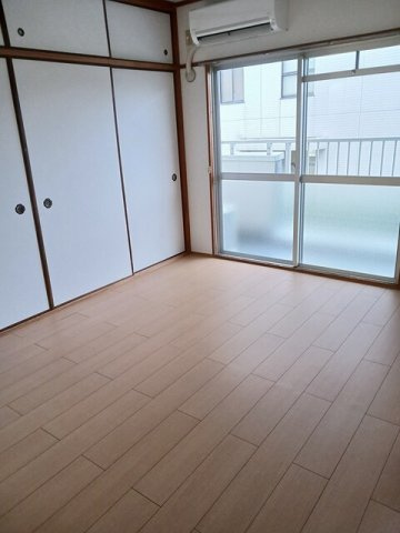 ニューマリッチ川成の内装|きれいな内装です