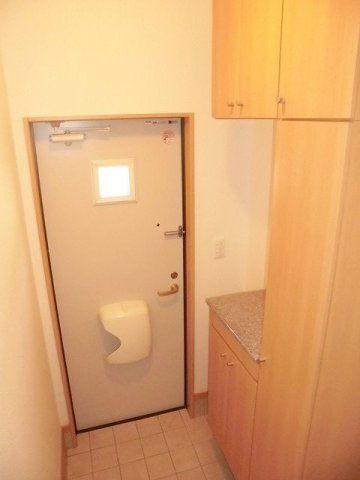 ハピネスコート　Ａの玄関|きれいな玄関です