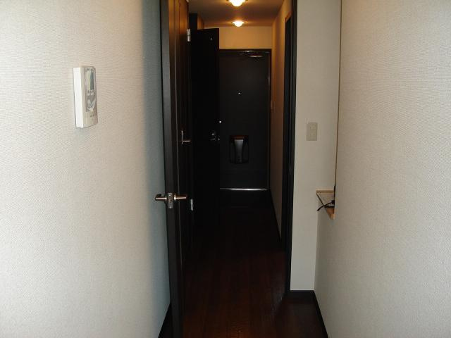 リビエールの玄関|LDより玄関側