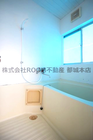 ベアパレスエンジョイの浴室