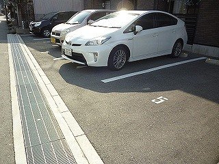 レオネクスト八代本町のその他