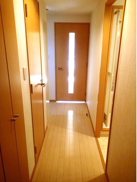 オリジン社が丘の玄関