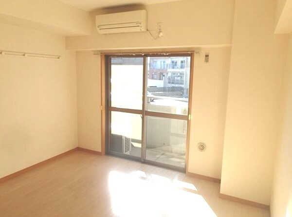 オリジン社が丘の居間・リビング