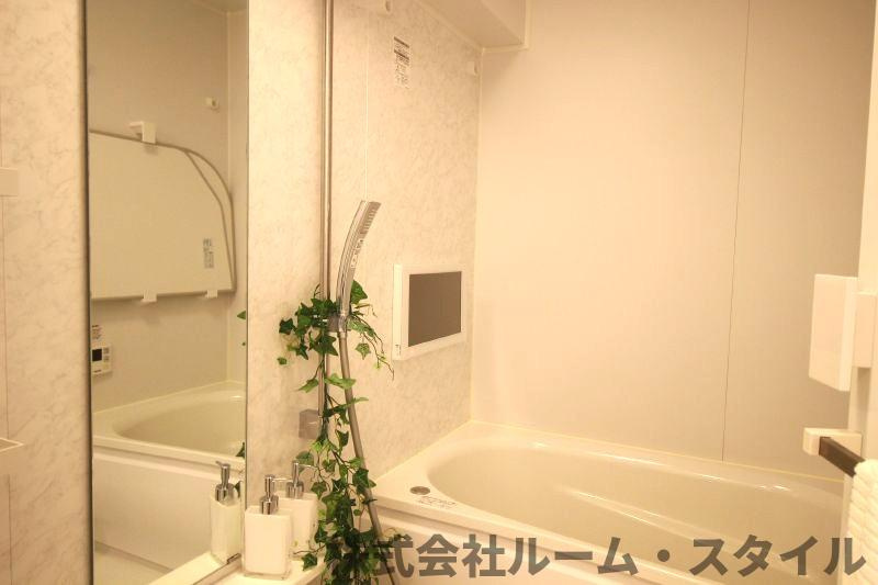 中銀明大前マンシオンの浴室