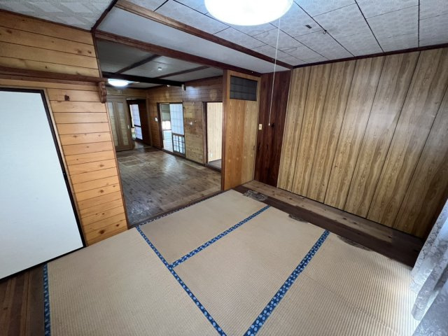 古城町戸建ての和室