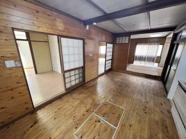 古城町戸建ての居間・リビング
