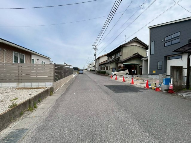 ブルーミングガーデン　一宮市開明村上　全1区画分譲のバルコニー|バルコニーは南向きで洗濯物もよく乾きます！