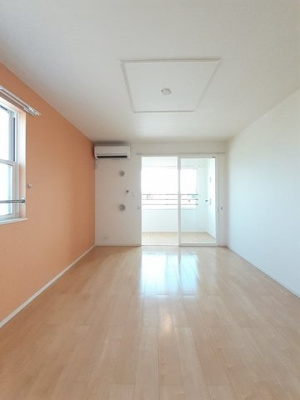 【居間・リビング】 | ドムス・ウィスタリアⅤ