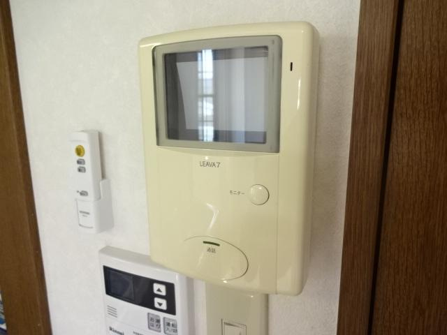 ミレムの内装|カメラ付インターホン