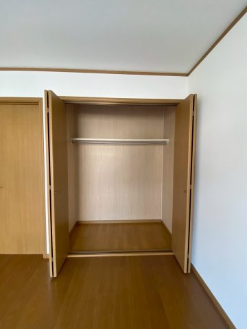 西代ハイツの収納