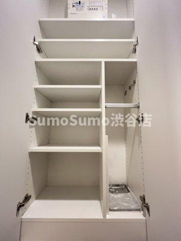 ラグゼナ用賀の収納