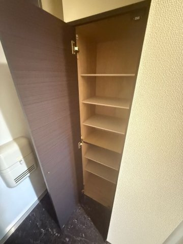 レオネクスト御影中町の収納