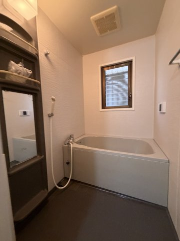 ハイツイースト須磨の浴室